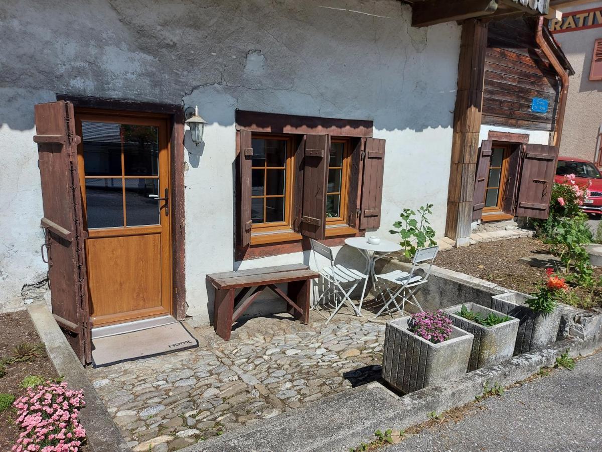 Appartement Voute En Gruyere Dans L'Intyamon Enney المظهر الخارجي الصورة