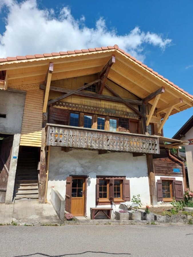 Appartement Voute En Gruyere Dans L'Intyamon Enney المظهر الخارجي الصورة